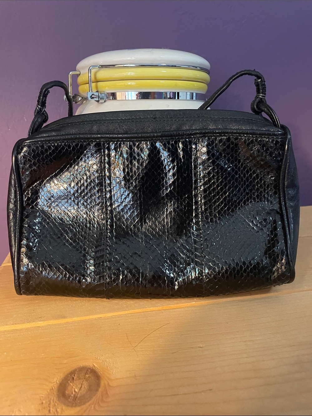 VTG LORD & TAYLOR GENUINE SNAKESKIN BAG - Picture 2 of 11